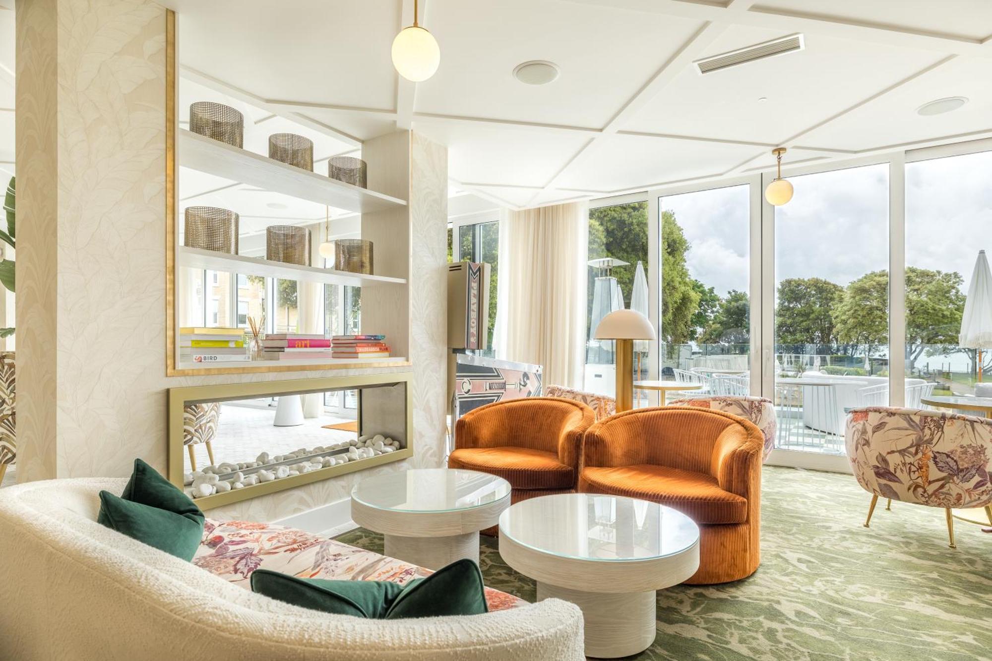 The Nici Hotel Борнмът Екстериор снимка